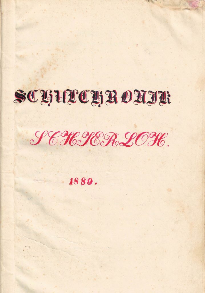 Die Schulchronik der Schule in Schierloh ist ein besonderer Fund. Sie stammt aus dem Jahre 1889 und beinhaltet Abschnitte zur Entwicklung des Schulgebäudes, Berichte über die  Ausstattung mit Lehrpersonal und Chroniken aller Schuljahre und Klassen bis 1964.